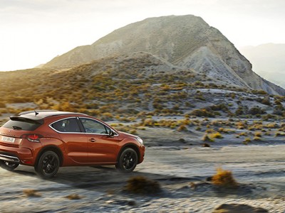 DS4Crossback_miniature_03