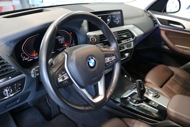 X3 xDrive 30i xLine Steptronic