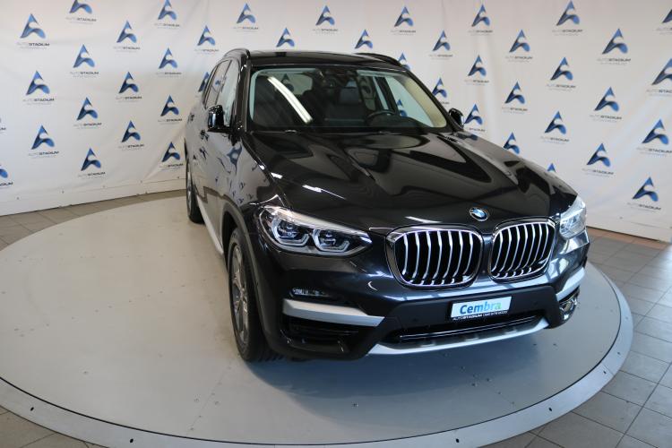 X3 xDrive 30i xLine Steptronic