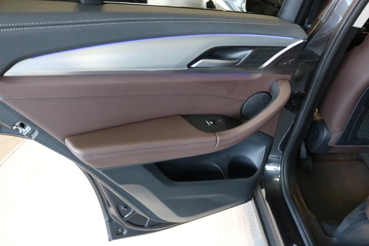 X3 xDrive 30i xLine Steptronic