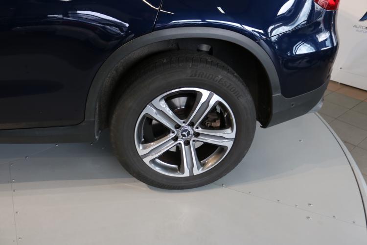 GLC 300 4Matic Exclusive 9G-Tronic
