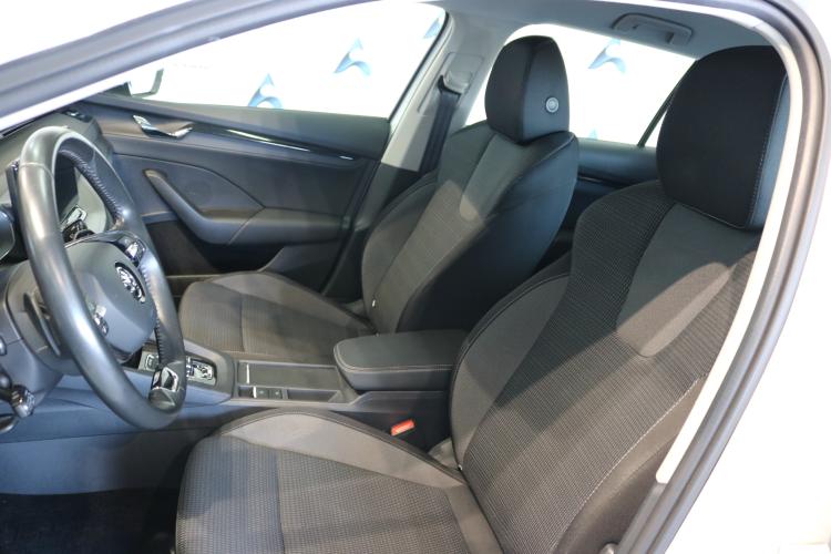 Octavia Combi 2.0 TDI DSG Ambition 4x4