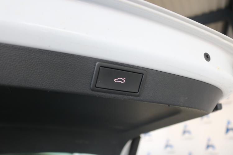 Octavia Combi 2.0 TDI DSG Ambition 4x4
