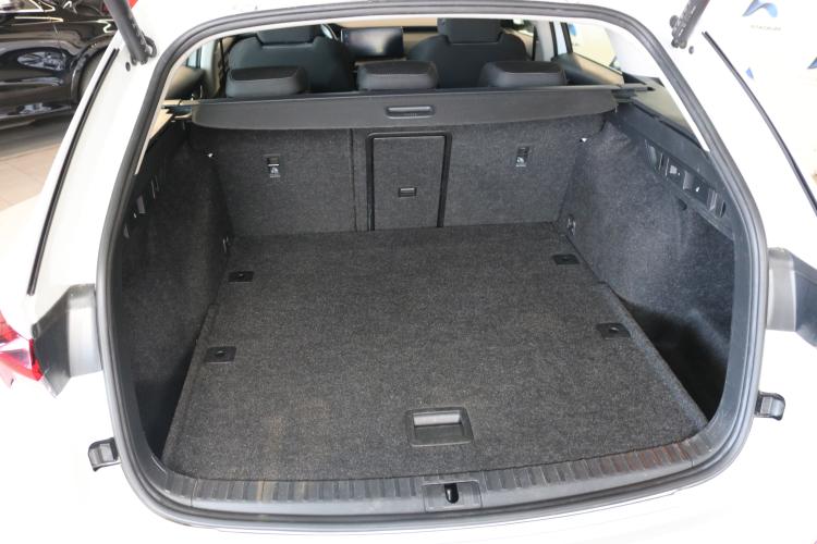 Octavia Combi 2.0 TDI DSG Ambition 4x4