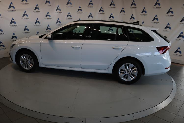 Octavia Combi 2.0 TDI DSG Ambition 4x4