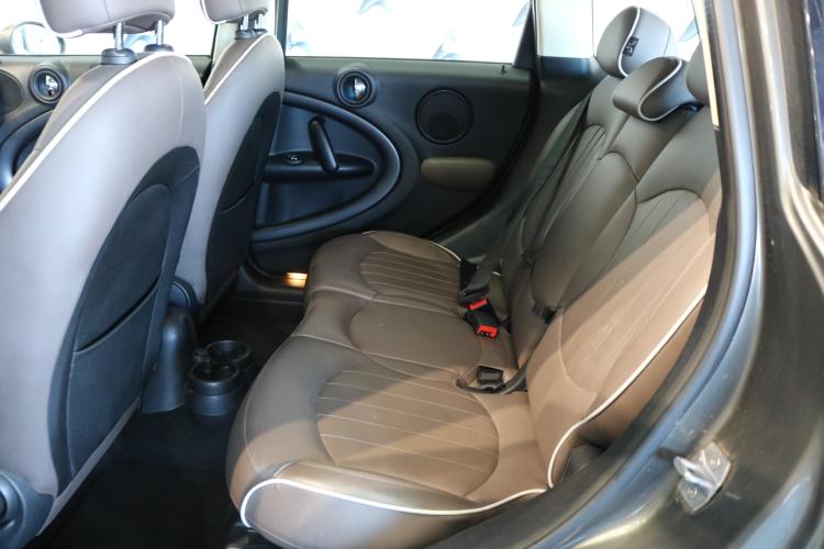 Countryman Cooper S ALL4 Steptronic
