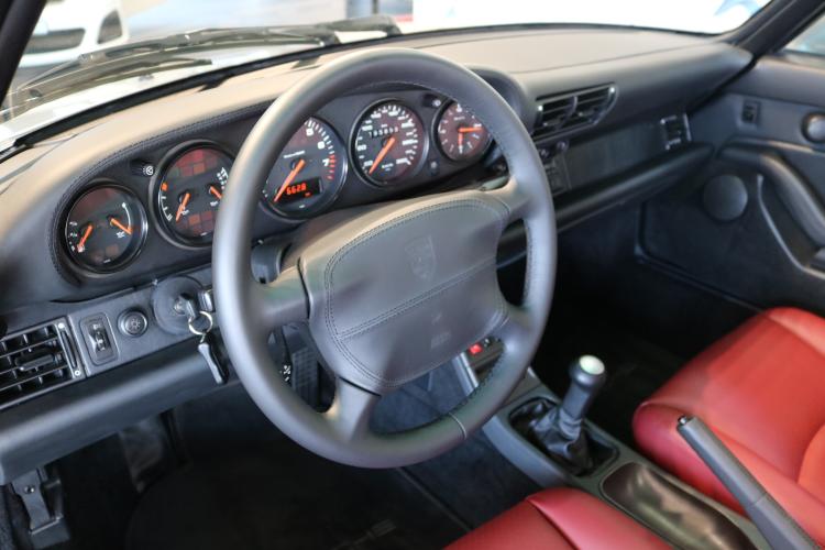 911 Carrera 4 Cabrio
