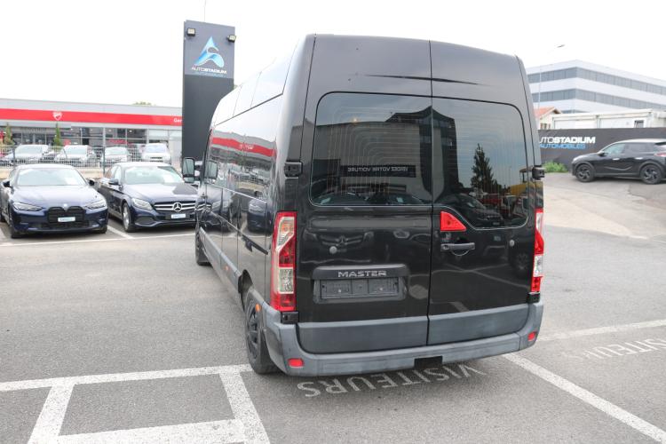 Master T39 2.3dCi Minibus 17 L3H2