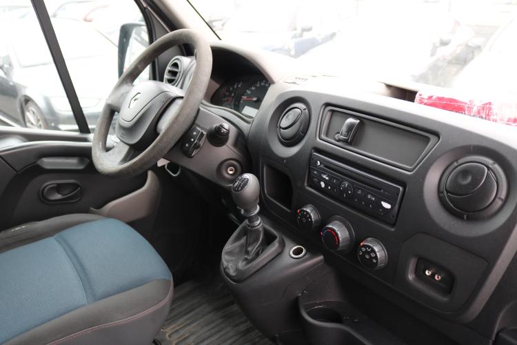Master T39 2.3dCi Minibus 17 L3H2