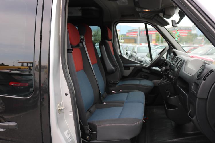Master T39 2.3dCi Minibus 17 L3H2