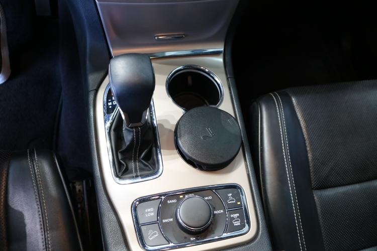 Grand Cherokee 3.0 CRD Overland Automatic