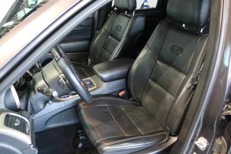 Grand Cherokee 3.0 CRD Overland Automatic