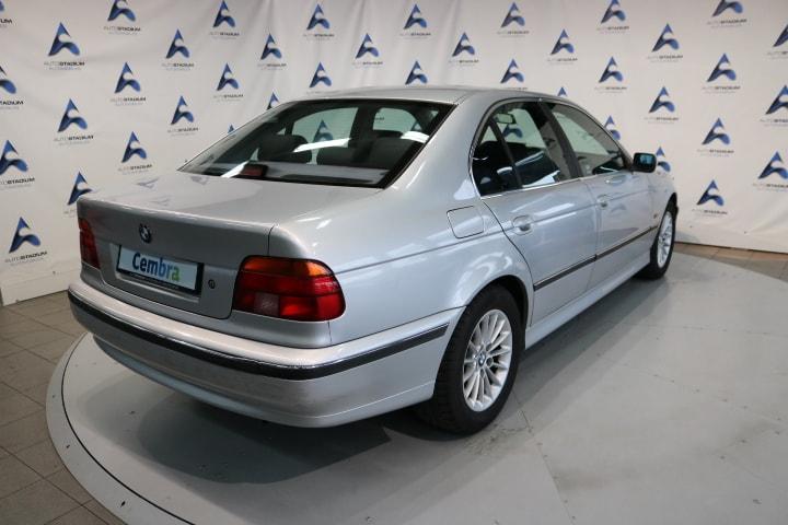 523i