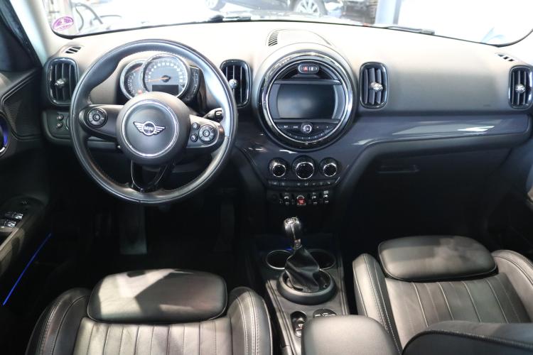 Countryman One FWD
