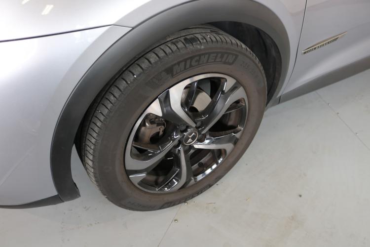 DS 7 Crossback 1.6 THP Opera Performance Line