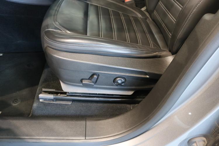 Stelvio 2.0 Executive Q4 Automatic
