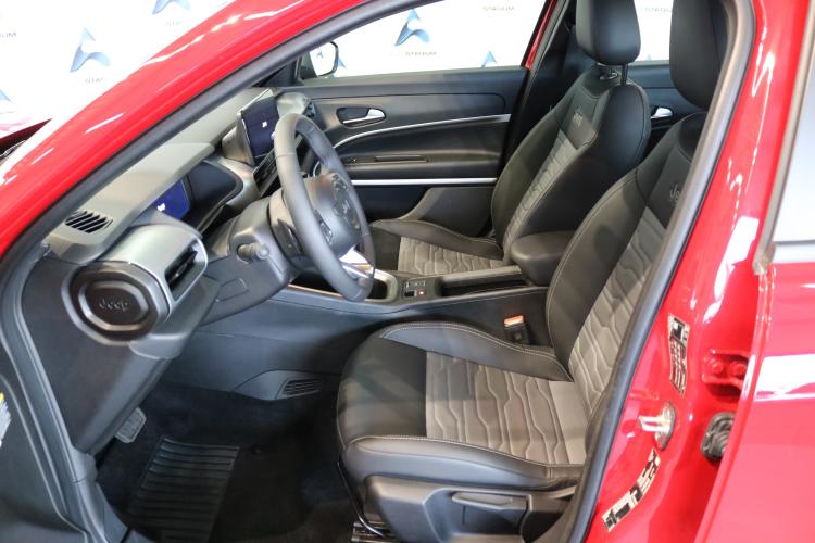 Avenger 1.2 Turbo MHEV Upland Plus 4xe