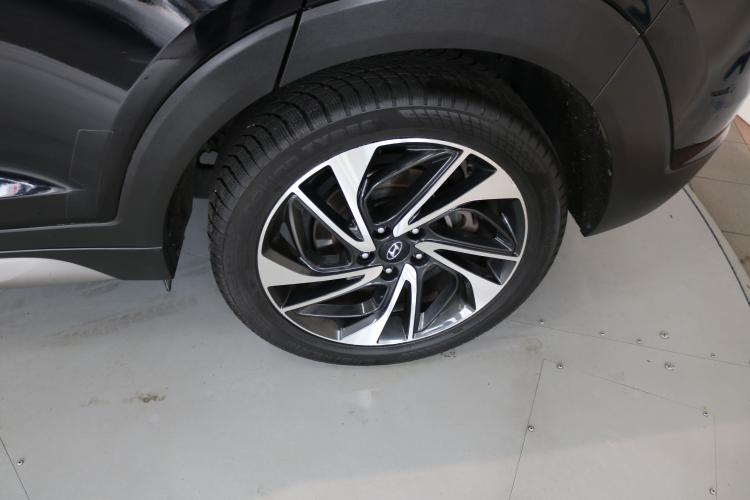 Tucson 1.6 TGDI Vertex 4WD DCT