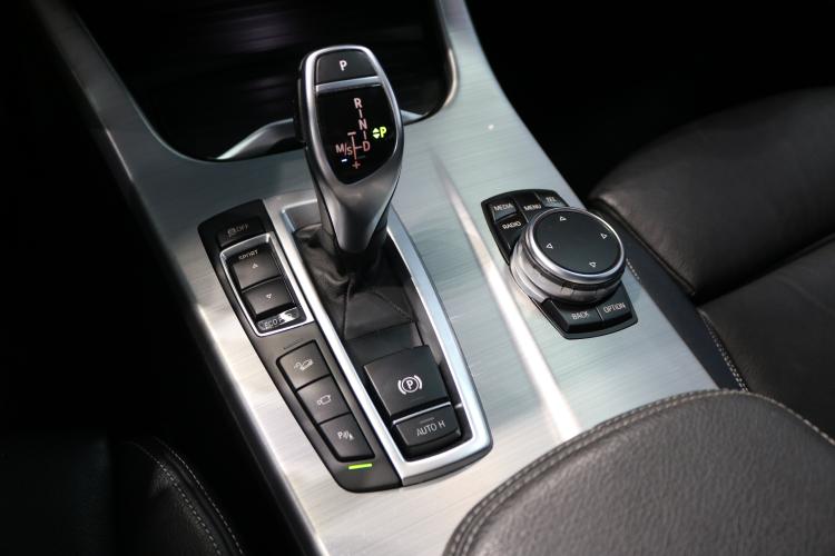 X3 xDrive 28i xLine Steptronic