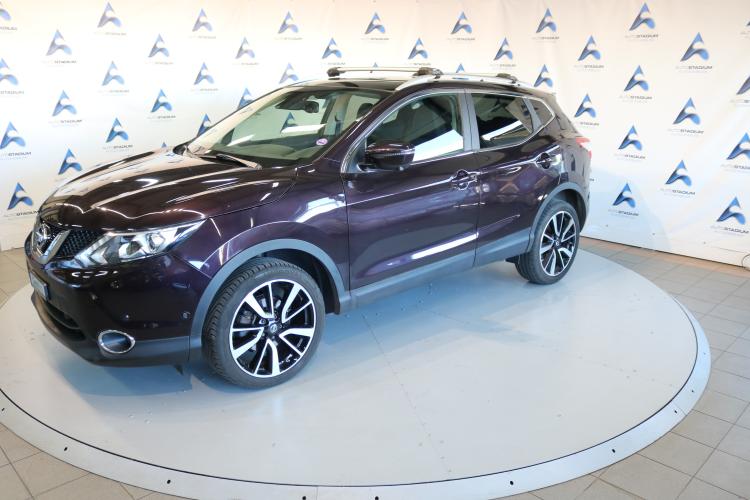 Qashqai 1.6 DIG-T tekna