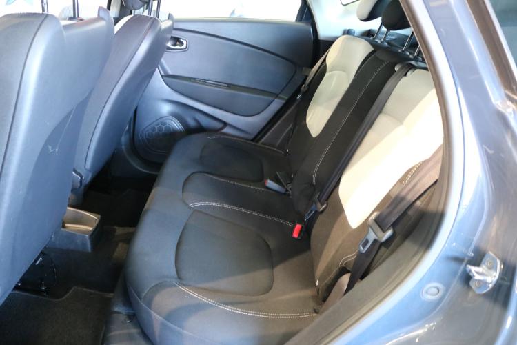 Captur 0.9 12V Zen