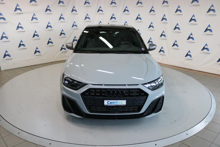 A1 Sportback 40 TFSI S Line S-tronic