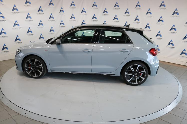 A1 Sportback 40 TFSI S Line S-tronic