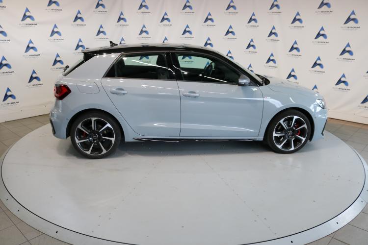 A1 Sportback 40 TFSI S Line S-tronic