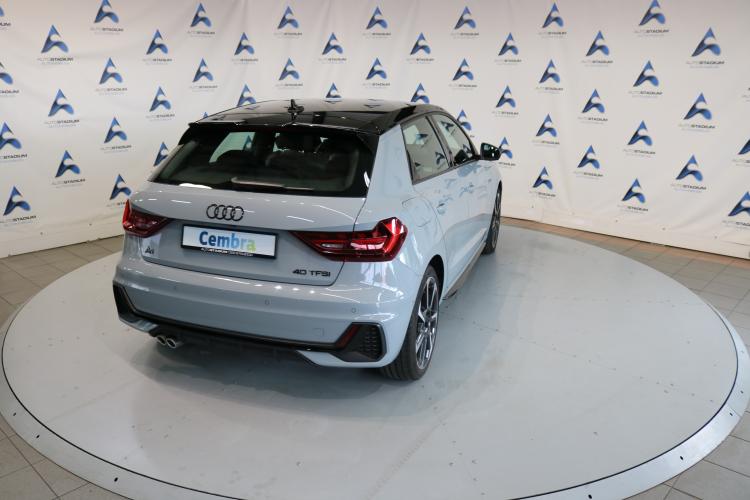 A1 Sportback 40 TFSI S Line S-tronic