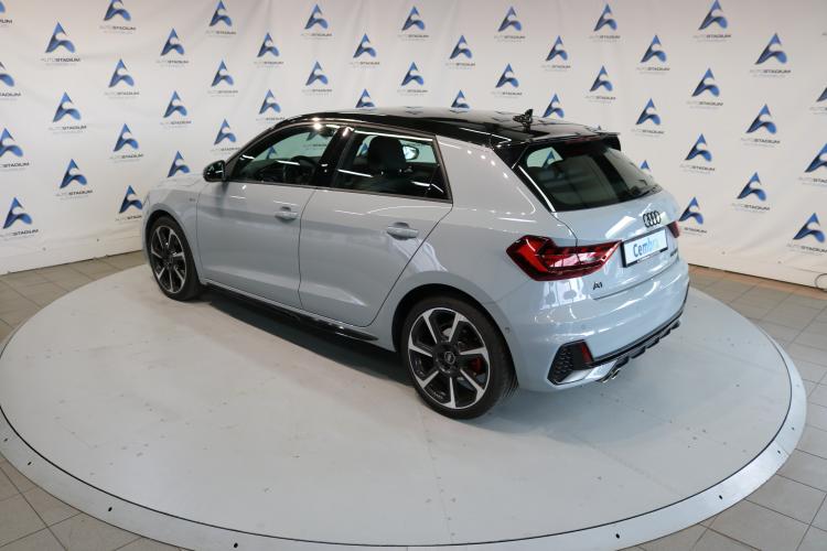A1 Sportback 40 TFSI S Line S-tronic
