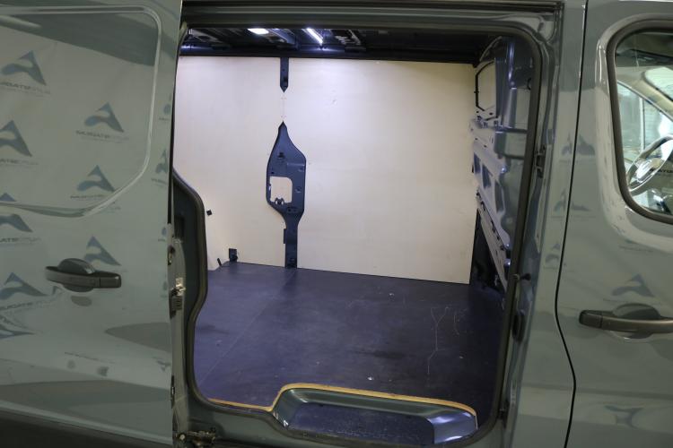 Trafic 2.0 Blue dCi 150 Advance L2H1 EDC EN