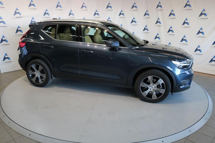 XC40 B4 Benzin Mild Hybrid AWD Momentum Geartronic