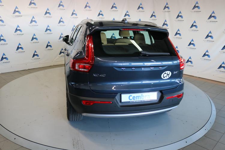 XC40 B4 Benzin Mild Hybrid AWD Momentum Geartronic