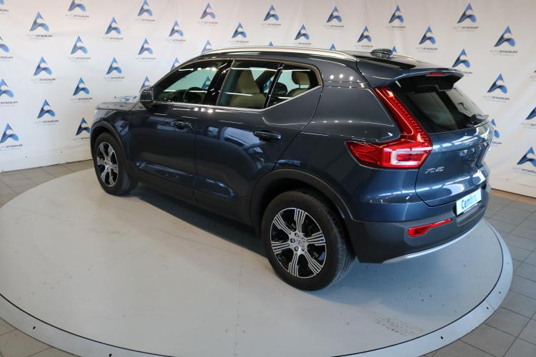 XC40 B4 Benzin Mild Hybrid AWD Momentum Geartronic