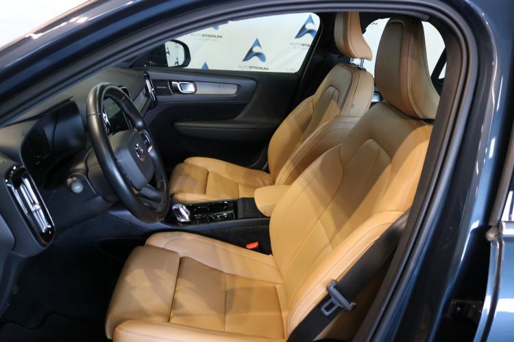 XC40 B4 Benzin Mild Hybrid AWD Momentum Geartronic