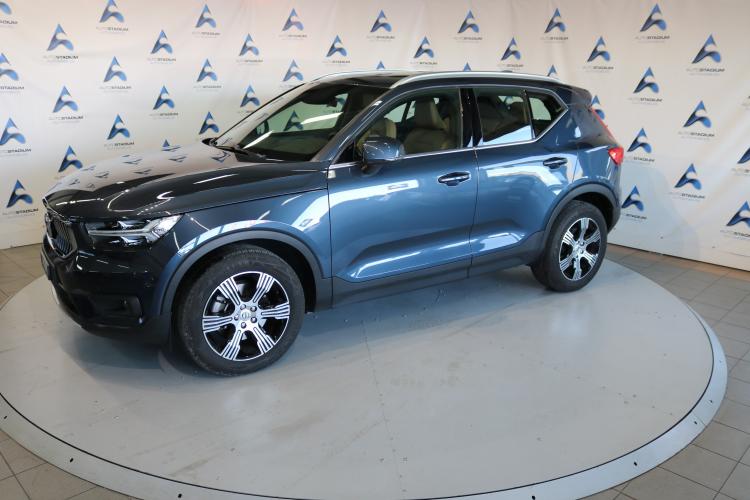 XC40 B4 Benzin Mild Hybrid AWD Momentum Geartronic