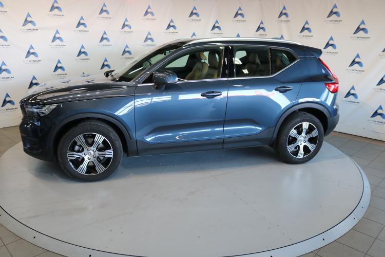 XC40 B4 Benzin Mild Hybrid AWD Momentum Geartronic