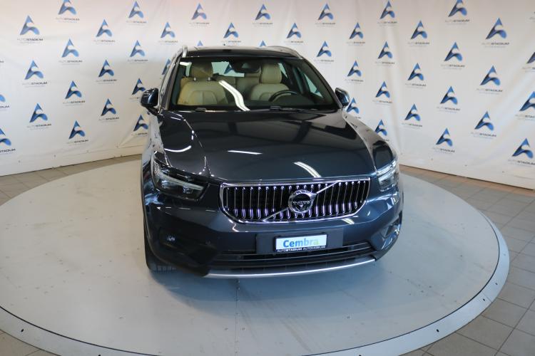 XC40 B4 Benzin Mild Hybrid AWD Momentum Geartronic