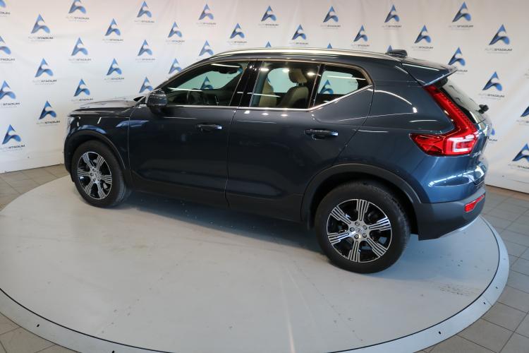 XC40 B4 Benzin Mild Hybrid AWD Momentum Geartronic