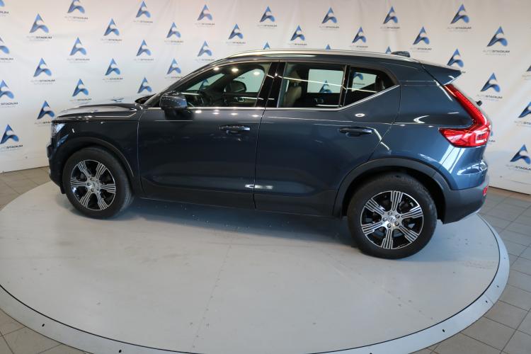 XC40 B4 Benzin Mild Hybrid AWD Momentum Geartronic