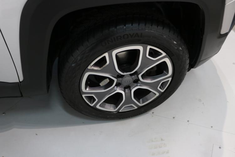 Renegade 2.0 CRD Limited AWD + Low Range 9ATX