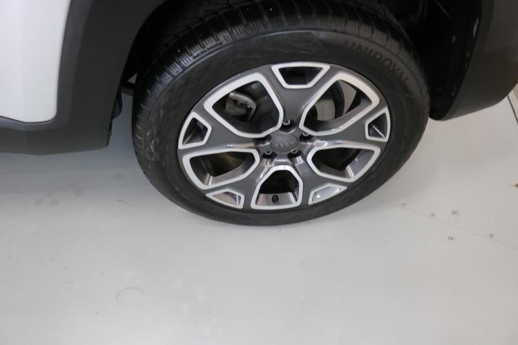 Renegade 2.0 CRD Limited AWD + Low Range 9ATX