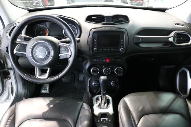 Renegade 2.0 CRD Limited AWD + Low Range 9ATX