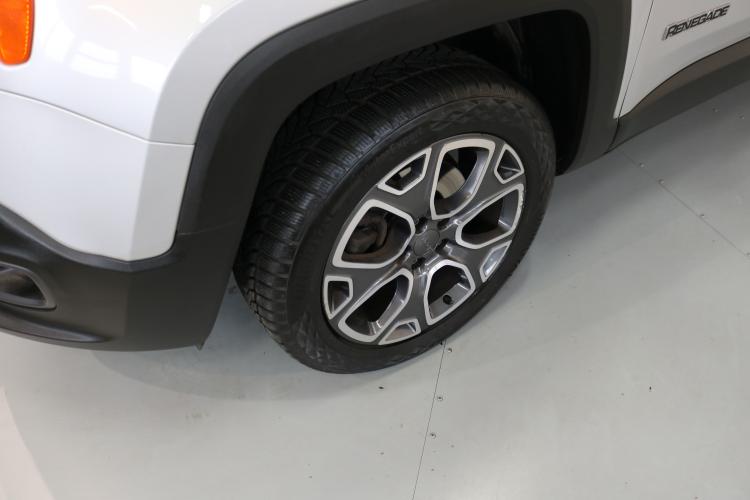 Renegade 2.0 CRD Limited AWD + Low Range 9ATX