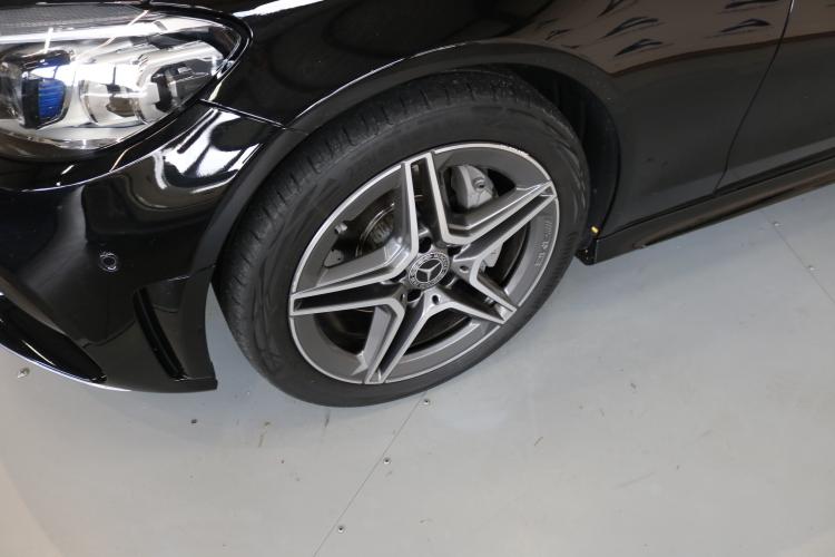 C 200 AMG Line Cabriolet 4Matic 9G-Tronic