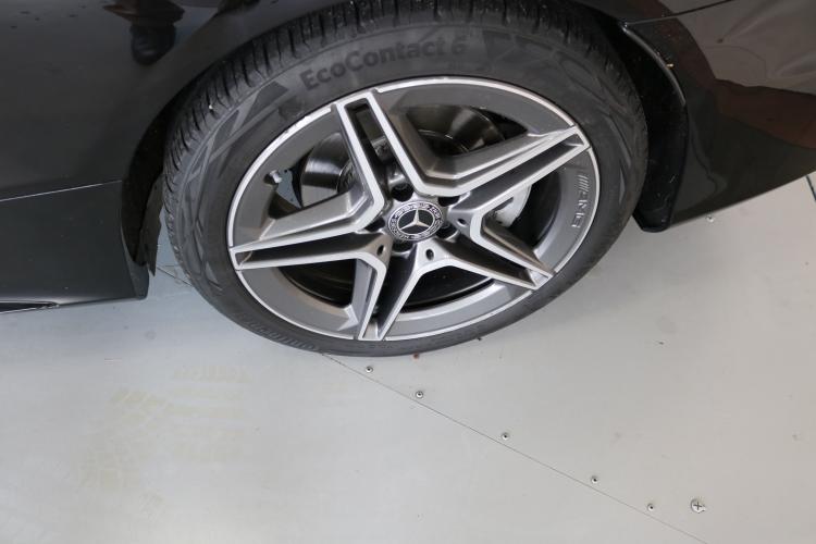 C 200 AMG Line Cabriolet 4Matic 9G-Tronic