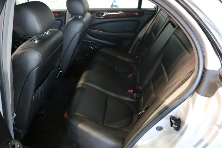 JAGUAR XJ8 3.5 V8 Executive