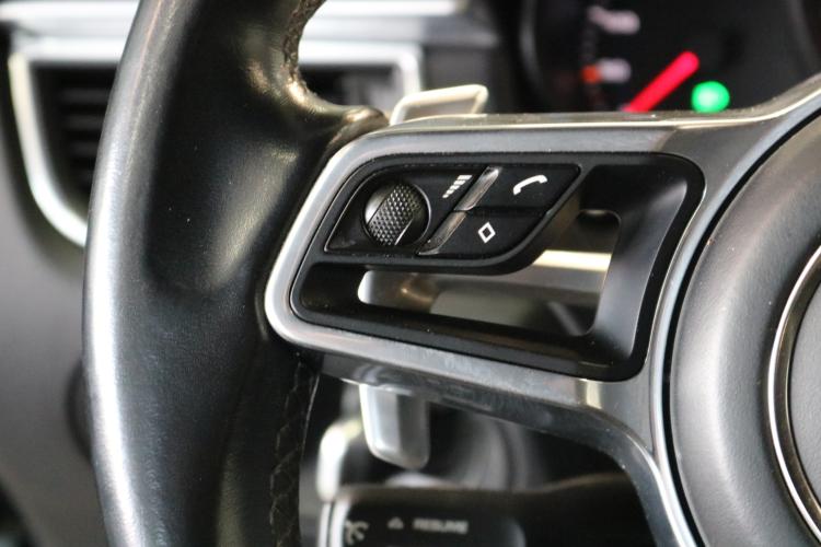 Macan GTS PDK