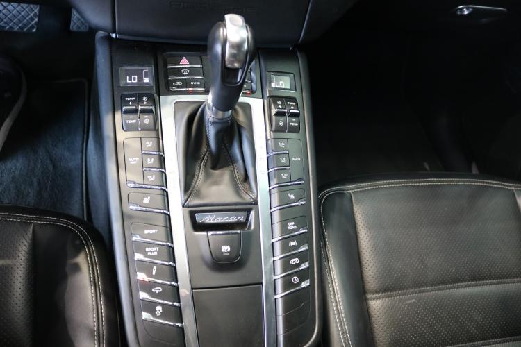 Macan GTS PDK
