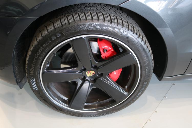 Macan GTS PDK